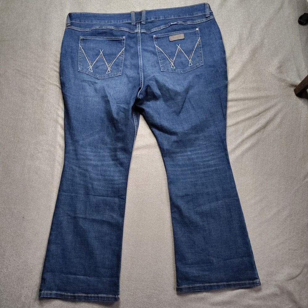 Wrangler Retro Mae Bootcut Jeans Womens 26Wx30 Blue Mid Rise Stretch - Picture 6 of 8